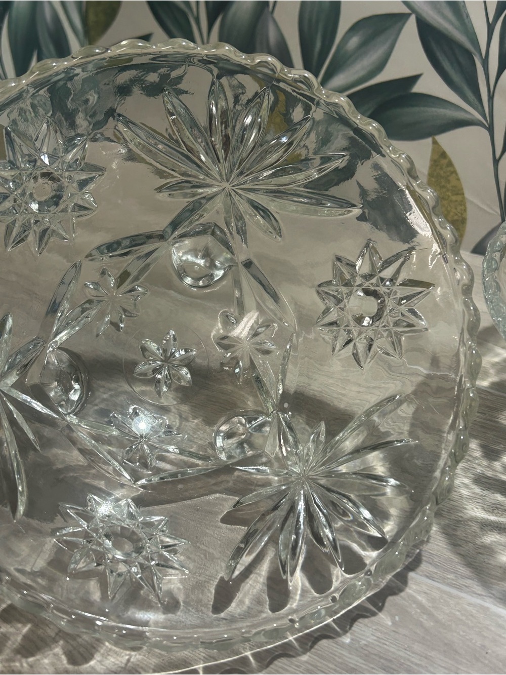 Vintage Anchor Hocking Star of David Prescut Glass Footed Bowl - Set of 2 (C) - Picture 5 of 8